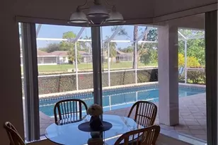 449 Dundee Ct, Naples, FL 34104 - Photo 18