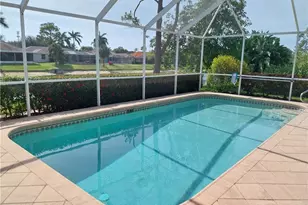449 Dundee Ct, Naples, FL 34104 - Photo 28