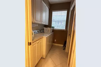 5601 Cove Cir, Naples, FL 34119 - Photo 20