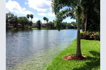 5601 Cove Cir, Naples, FL 34119 - Photo 12