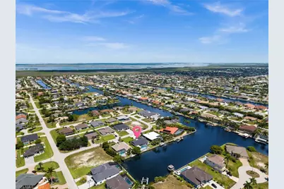 3911 SW 25th Ct, Cape Coral, FL 33914 - Photo 48
