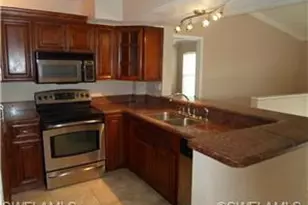 169 Santa Clara Dr, Naples, FL 34104 - Photo 4