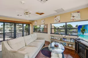 197 Gulfport Ct, Marco Island, FL 34145 - Photo 18