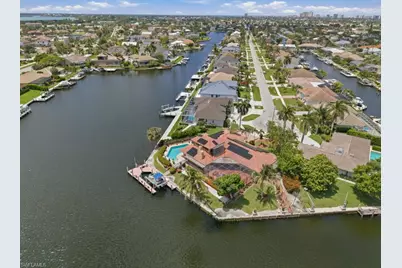 197 Gulfport Ct, Marco Island, FL 34145 - Photo 44