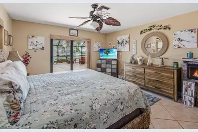 197 Gulfport Ct, Marco Island, FL 34145 - Photo 10