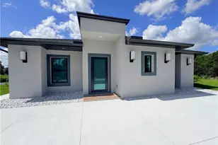 7655 7th Pl, Labelle, FL 33935 - Photo 2