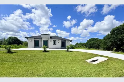 7655 7th Pl, Labelle, FL 33935 - Photo 1