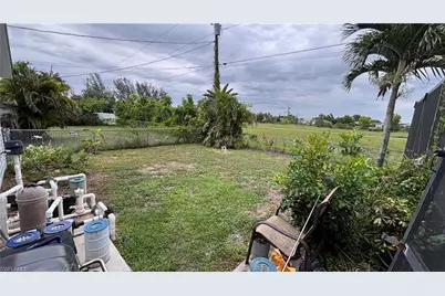 3013 NE 5th Ave, Cape Coral, FL 33909 - Photo 4