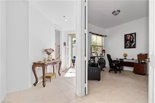 1405 Mariposa Cir, Naples, FL 34105 - Photo 12