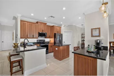 13309 Little Gem Cir, Fort Myers, FL 33913 - Photo 4