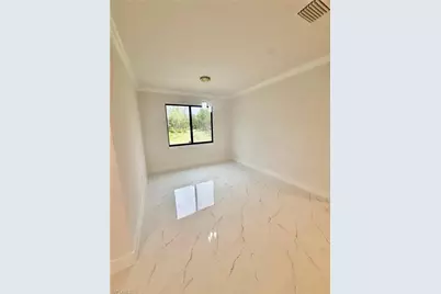4371 47th Ave NE, Naples, FL 34120 - Photo 10