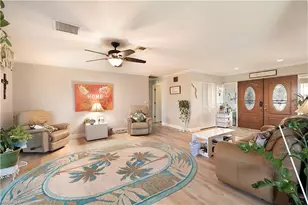 104 Brittany Ct, Naples, FL 34112 - Photo 6