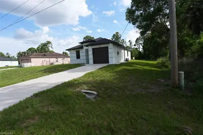 379 Selkirk Ave, Lehigh Acres, FL 33974 - Photo 12