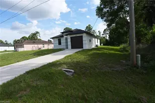 379 Selkirk Ave, Lehigh Acres, FL 33974 - Photo 12