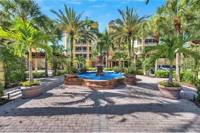 2738 Tiburon Blvd E #406, Naples, FL 34109 - Photo 1