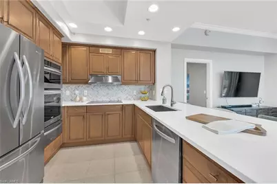 2738 Tiburon Blvd E #406, Naples, FL 34109 - Photo 6