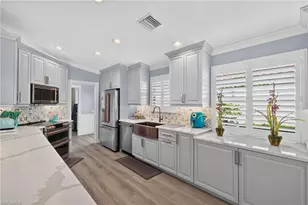 3123 Futuna Ln, Naples, FL 34119 - Photo 10