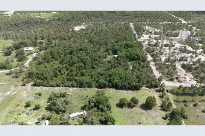630 Pioneer Trl, Naples, FL 34117 - Photo 6