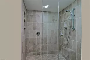 4551 Gulf Shore Blvd N, Naples, FL 34103 - Photo 12