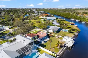 2295 Harbor Rd, Naples, FL 34104 - Photo 14
