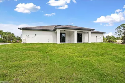 1010 Jaguar Blvd, Lehigh Acres, FL 33974 - Photo 14
