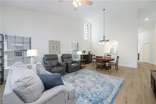 5693 Heron Ln, Naples, FL 34110 - Photo 4