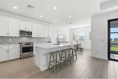 20273 Kingmont Dr, Estero, FL 33928 - Photo 10