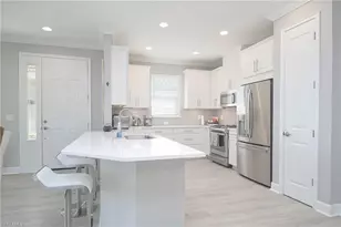 8013 Calle Canovas Ct, Naples, FL 34114 - Photo 8