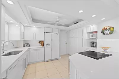 10691 Gulf Shore Dr #1102, Naples, FL 34108 - Photo 14
