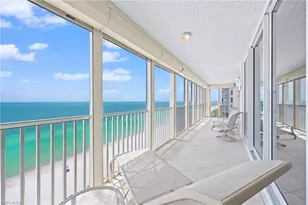 10691 Gulf Shore Dr, Naples, FL 34108 - Photo 2