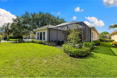 4208 Hampton Ln, Naples, FL 34119 - Photo 32