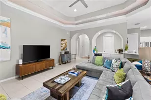 4208 Hampton Ln, Naples, FL 34119 - Photo 8