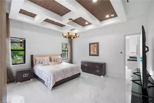390 3rd St NW, Naples, FL 34120 - Photo 14