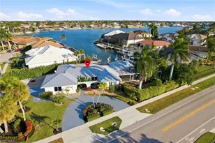 339 Landmark St, Marco Island, FL 34145 - Photo 48