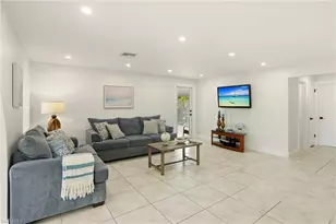 339 Landmark St, Marco Island, FL 34145 - Photo 4