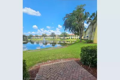 8284 Key Royal Cir #1312, Naples, FL 34119 - Photo 4