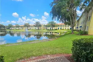 8284 Key Royal Cir, Naples, FL 34119 - Photo 4