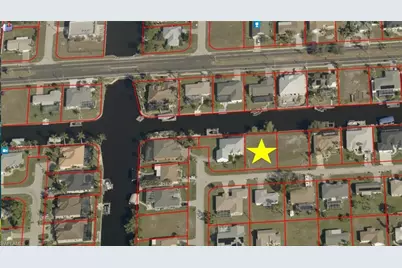 427 SW 40th Ter, Cape Coral, FL 33914 - Photo 1