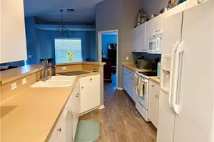 20068 Lake Vista Cir N, Lehigh Acres, FL 33936 - Photo 4