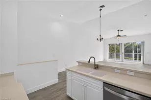 25058 Peacock Ln, Naples, FL 34114 - Photo 6