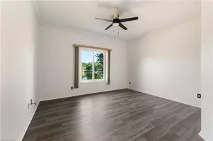 223 Stanhope Cir, Naples, FL 34104 - Photo 16