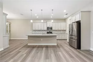 10240 Avonleigh Dr, Bonita Springs, FL 34135 - Photo 14