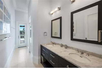 2048 Isla Vista Ln E, Naples, FL 34105 - Photo 34