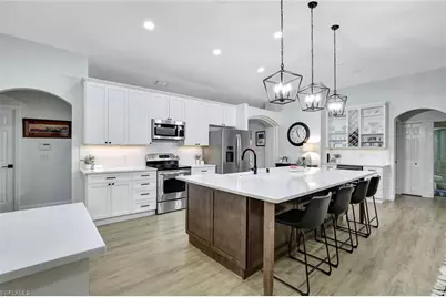 231 16th St NE, Naples, FL 34120 - Photo 10