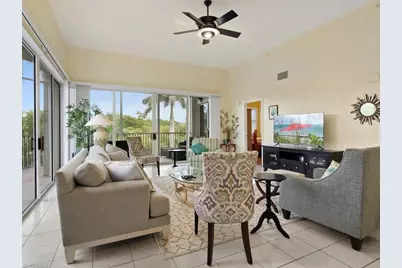 5550 Heron Point Dr #105, Naples, FL 34108 - Photo 2