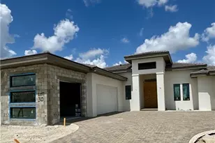 25546 Crystal Shore Dr, Bonita Springs, FL 34135 - Photo 2
