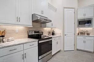 2825 SW 49th Terrace, Cape Coral, FL 33914 - Photo 16