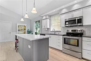 13520 Southampton Dr, Bonita Springs, FL 34135 - Photo 6