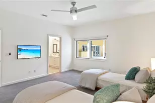 586 Yucca Rd, Naples, FL 34102 - Photo 16