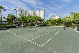 300 Dunes Blvd, Naples, FL 34110 - Photo 24